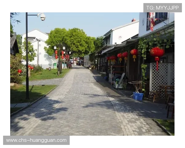 澳門凱旋門日落时分的迷人景色与最佳拍照角度详解